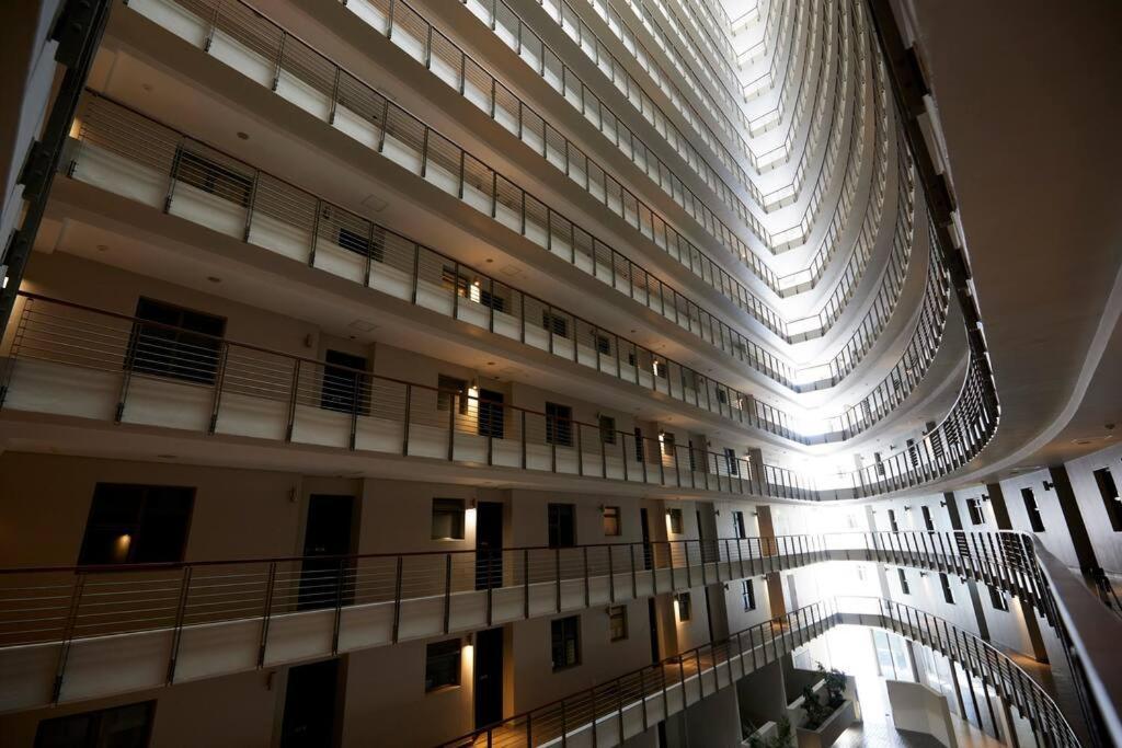 Icon Centre - No Load Shedding! *